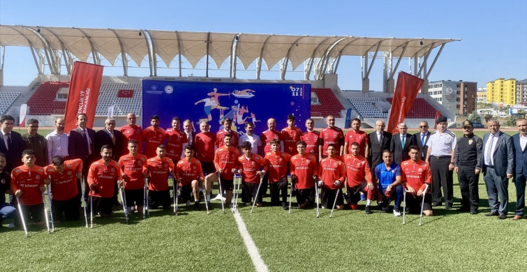 Ampute Milli Futbol Takımı Kırşehir'de Renkli Bir Gösteri Maçı Düzenledi
