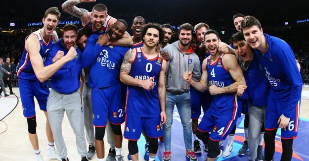 Anadolu Efes 400. kez Avrupa Ligi'de 