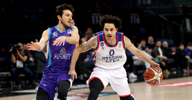 Anadolu Efes, Afyon Belediyespor’u Farklı Geçti!
