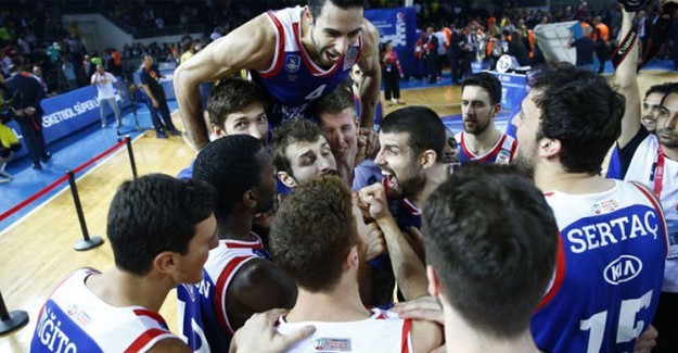 Anadolu Efes Avrupa Ligi’ndeki İlk Sınavına Çıkıyor!