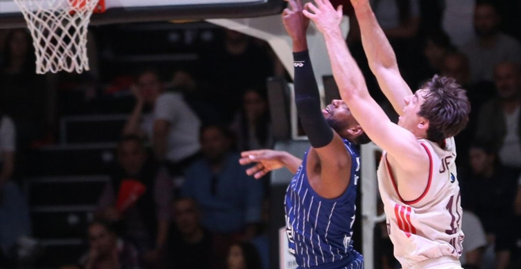 Anadolu Efes, Bayern Münih'i Sıkı Bir Mücadele Sonrasında Yendi