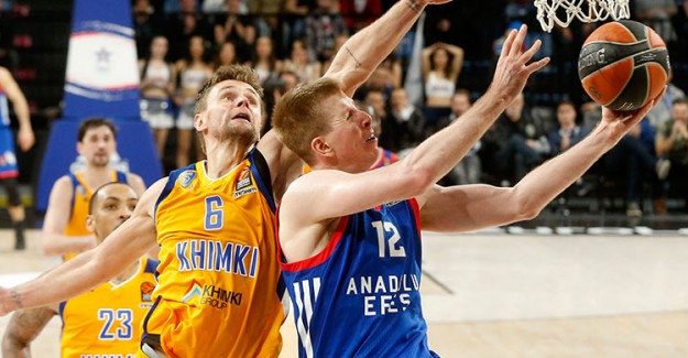 Anadolu Efes Evinde Güldü