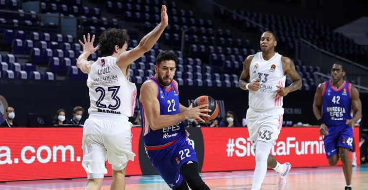 Anadolu Efes Real Madrid'i Ağırlıyor