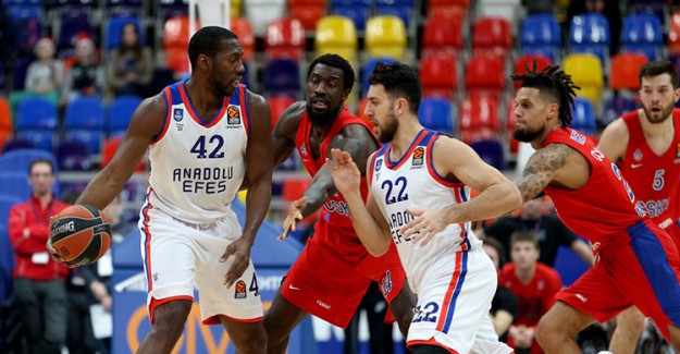 Anadolu Efes, Zorlu Barcelona Deplasmanında!
