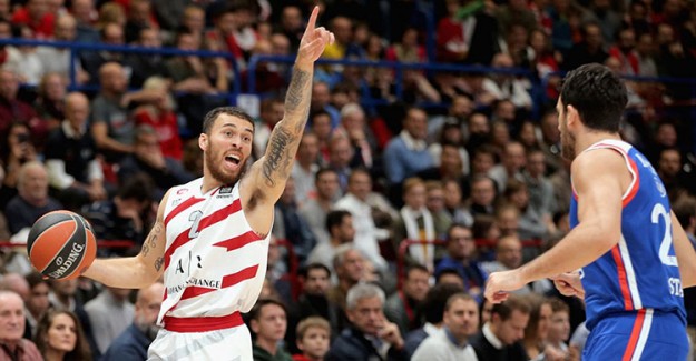 Anadolu Efes’e İtalya’da Son Saniye Şoku! 