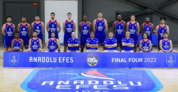Anadolu Efes’te Ergin Ataman ve Bryant Dunston, Turkish Airlines Euroleague’de Final Four’a yükselmeleri hakkında konuştu!