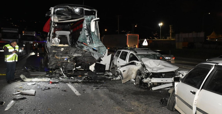 Anadolu Otoyolu Sakarya'da Kaza: 1 Ölü, 27 Yaralı