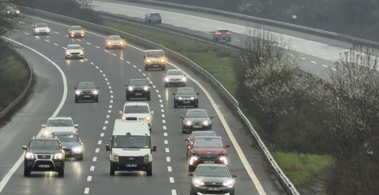 Anadolu Otoyolu'nda Bayram Tatili Hareketliliği Başladı