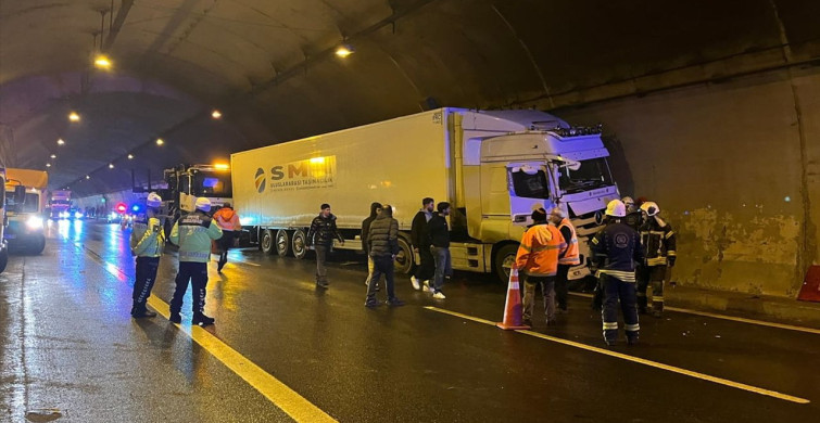 Anadolu Otoyolu'nda Kaza: Ulaşım Aksadı