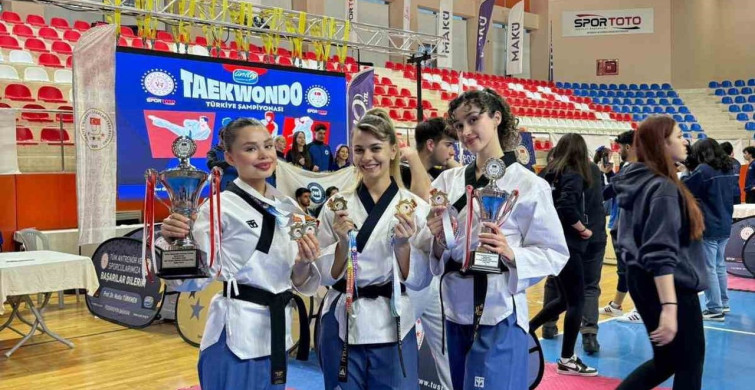 Anadolu Üniversitesi Poomsae Kategorisinde Türkiye Şampiyonu Oldu