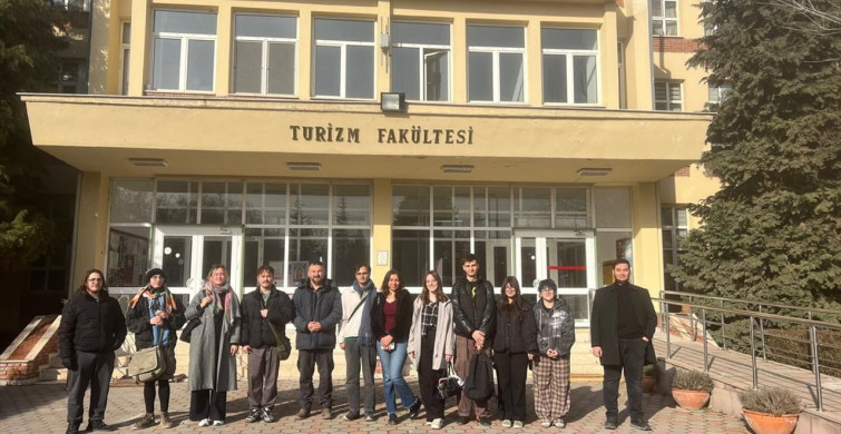 Anadolu Üniversitesi'nde Uzay Turizmi Eğitimi Başladı