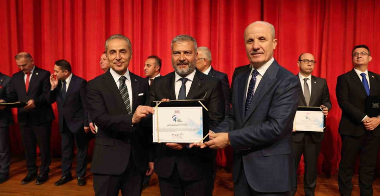Anadolu üniversitesine 'Spor dostu kampüs' ödülü