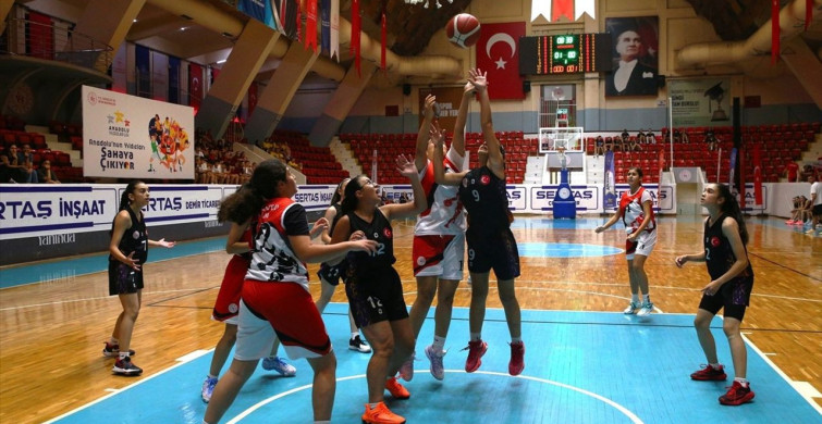 Anadolu Yıldızlar Ligi Basketbol Türkiye Şampiyonası Adana'da Başladı