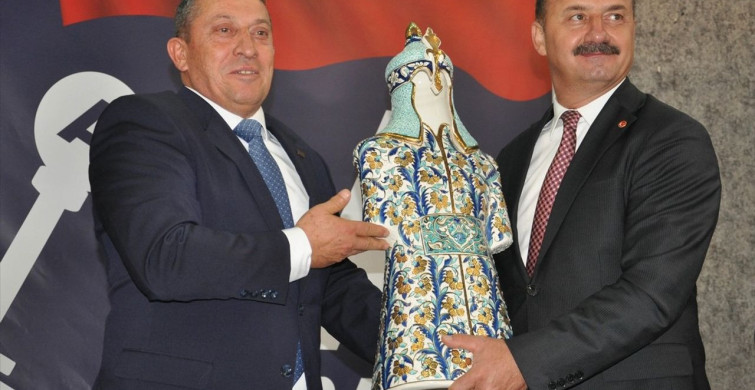 Anahtar Parti Genel Başkanı Yavuz Ağıralioğlu Kütahya'da
