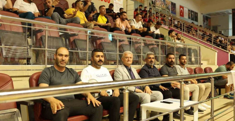 Analig hentbol 1. etap 7. grup müsabakaları başladı