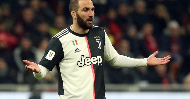 Andrea Pirlo, Higuain'in Geleceği Hakkında Konuştu
