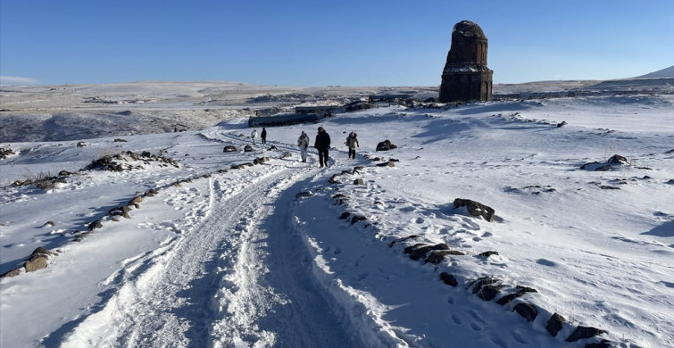 Ani Ören Yeri Karla Kaplandı