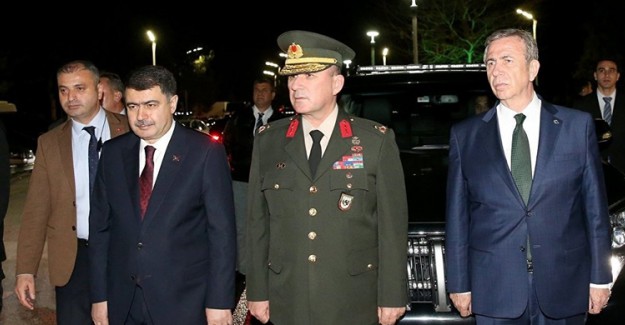 Ankara Büyükşehir Belediye Başkanı Mansur Yavaş, Cumhurbaşkanı Erdoğan'ı Karşıladı