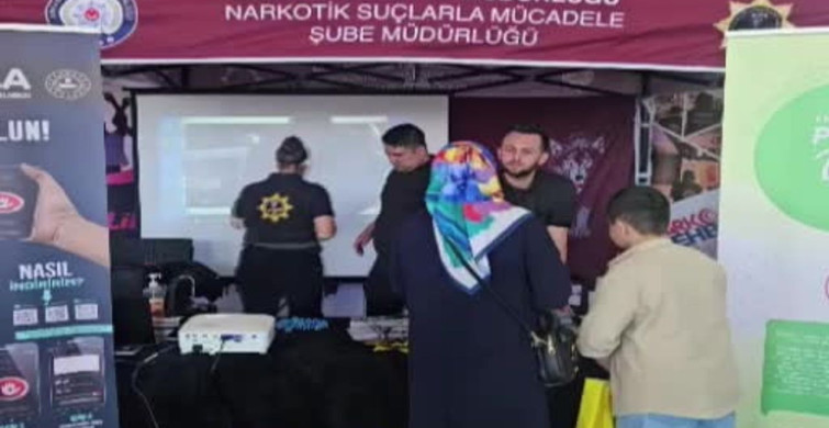 Ankara emniyetinden avm’de farkındalık standı
