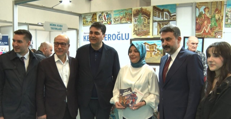 Ankara Kitap Fuarı'nda Dikkat Çeken Askıda Kitap Uygulaması