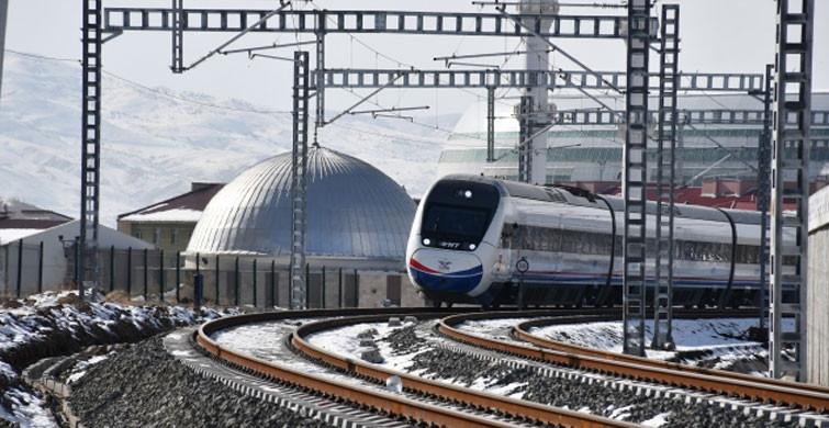 Ankara-Sivas YHT Hattı Sayesinde Yol 2 Saate Düşecek