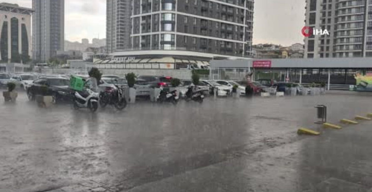 Ankara'da Aniden Bastıran Sağanak Yağış