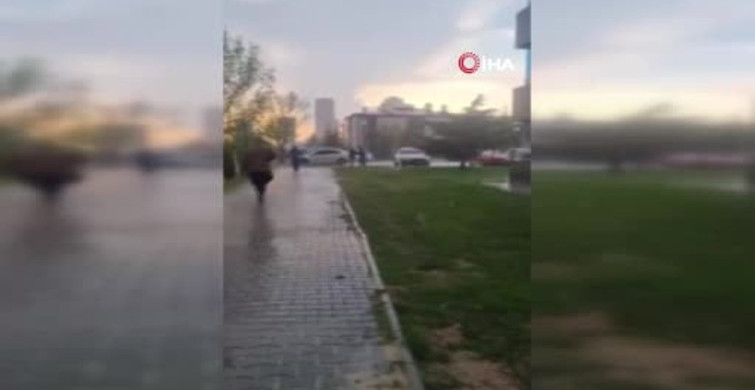 Ankara'da Dolu Yağışı Sırasında Vatandaşların Yaratıcı Koruma Yöntemi