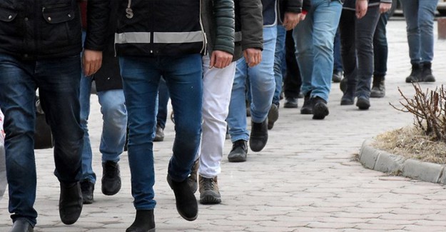 Ankara'da FETÖ/PDY Üyesi Oldukları Gerekçesiyle 2 Kişi Gözaltına Alındı