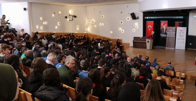 Ankara'da Genç Gelişim Akademisi Programı Başladı