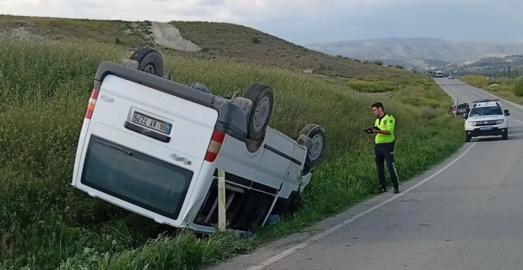 Ankara'da Minibüs Devrildi: 1 Kişi Hayatını Kaybetti