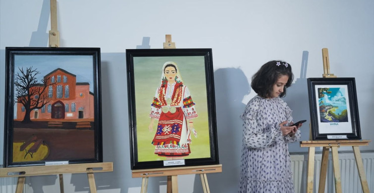 Ankara'da 'Renklerle Kurulan Köprü' Sergisi Açıldı