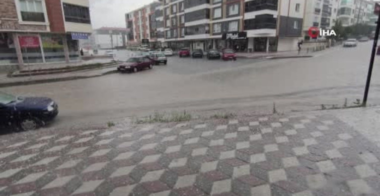 Ankara'da Şiddetli Yağmur ve Dolu Etkisi