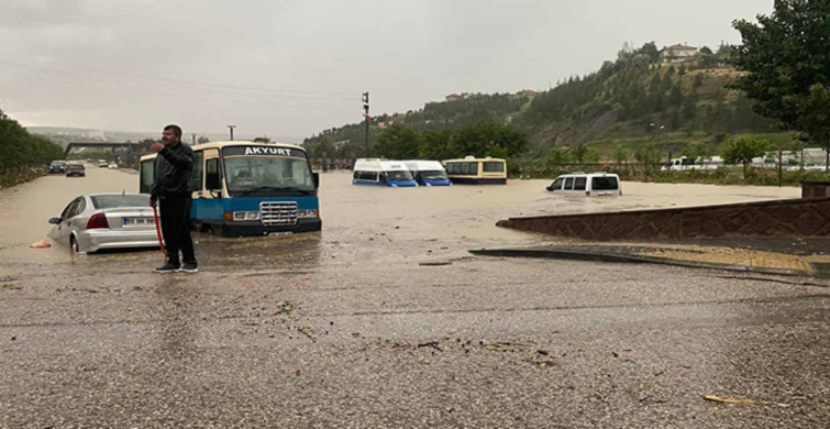Ankara'da yarın okullar tatil mi? 14 Haziran Ankara'da okullar kapalı mı? Ankara'da üniversiteler tatil mi?