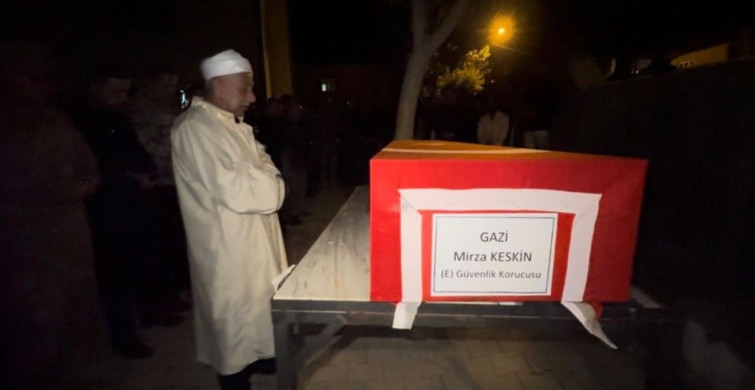 Ankara'dan getirilen gazi mirza keskin'in naaşı, yüksekova'da toprağa verildi