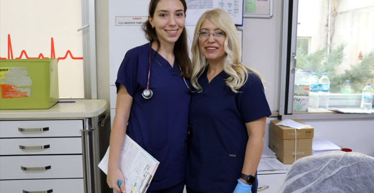 Anne ve Kızı Aynı Hastanede Görev Yapıyor