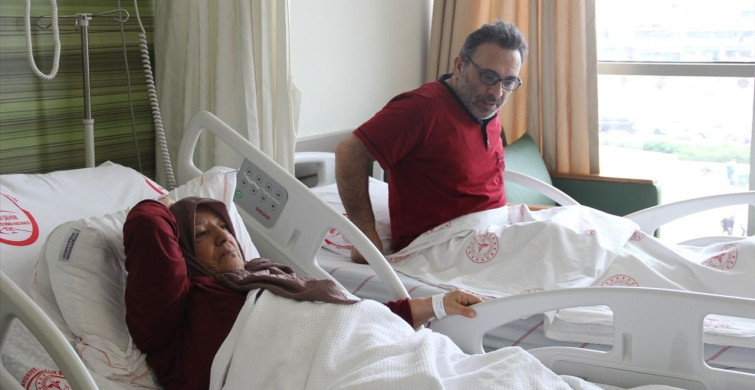 Anne ve Oğul Kalp Krizini Beraber Atlattı Anne ve Oğul Kalp Krizini Beraber Atlattı