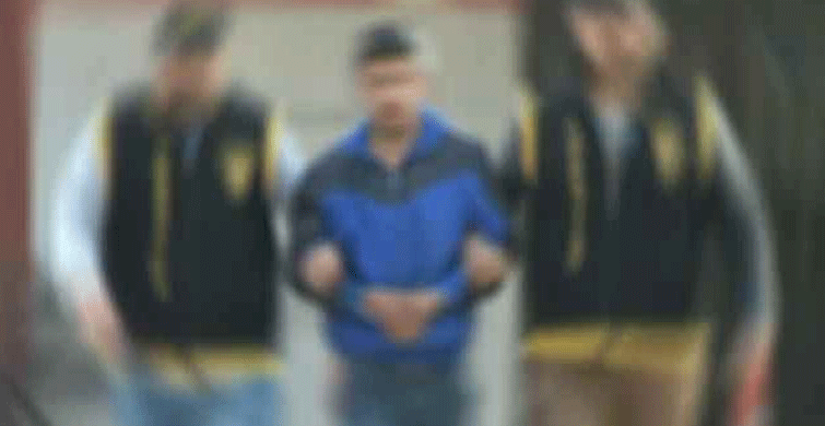 Annesini Önce Dövüp Sonra Gasbeden Oğluna Hapis Cezası