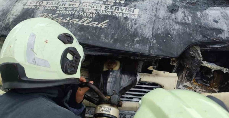 Antakya'da Motor Yangını Kontrol Altına Alındı