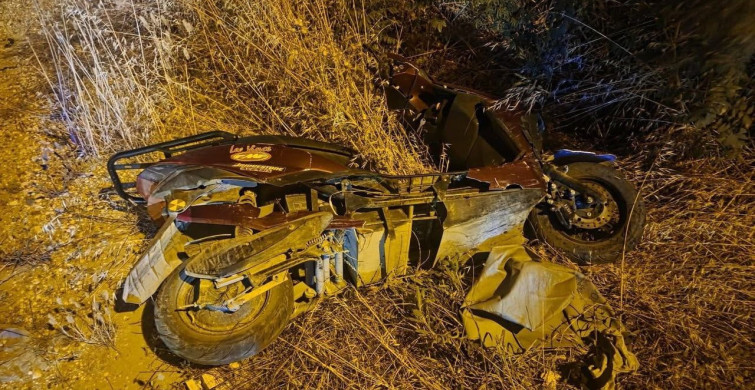 Antakya'da Motosiklet Dereye Uçtu: Sürücü Yaralı
