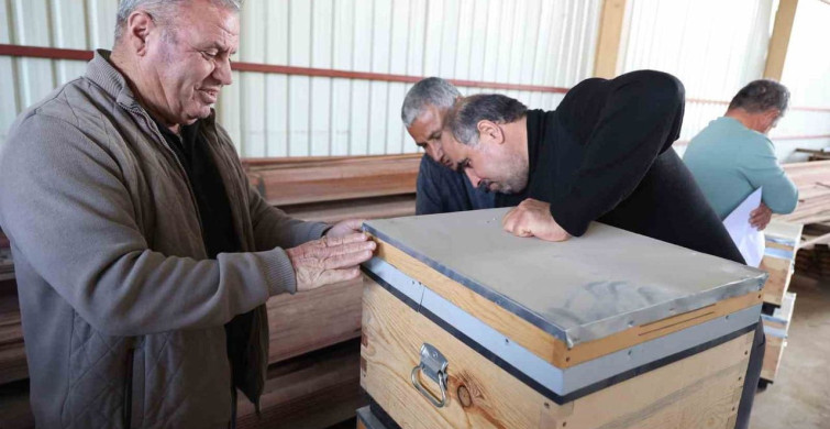 Antalya Büyükşehir Belediyesi'nden Arıcılığa Destek