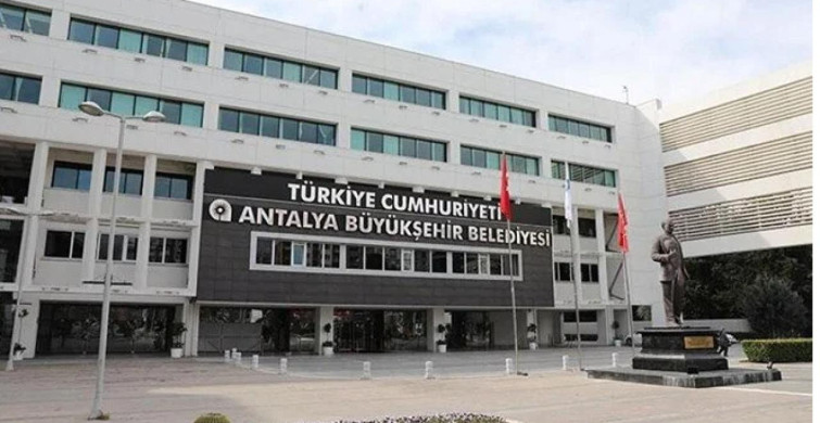 Antalya Büyükşehir Belediyesine "rüşvet" operasyonu