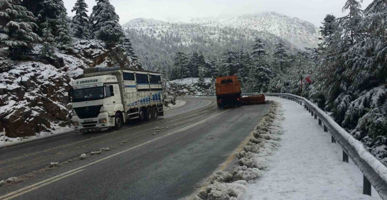 Antalya-Konya Karayolunda Kar Yağışı Başladı