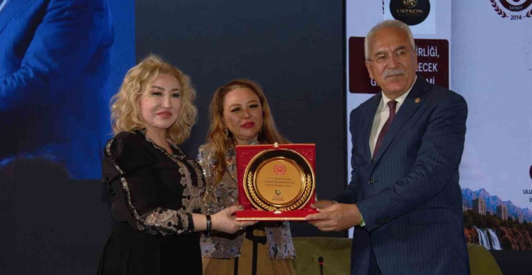 Antalya Sağlık Turizmi Zirvesi'nde Uluslararası Katılım