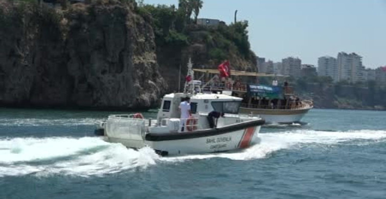 Antalya’da 3D yazıcıyla üretilen yapay resifler denizle buluştu