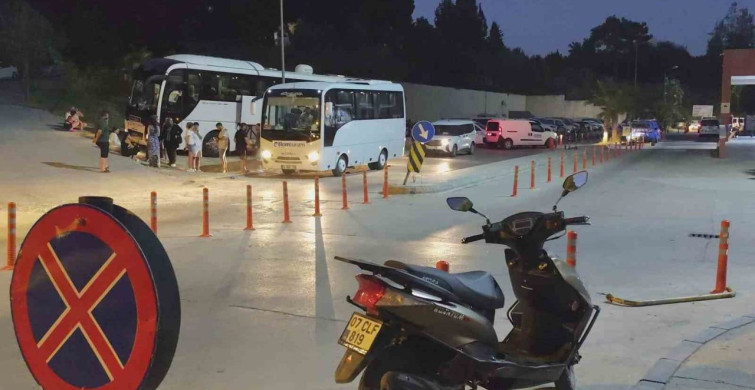 Antalya'da 52 tatilcinin zehirlenme şüphesiyle hastaneye başvurması sonrası rafting şirketi sahibi tutuklandı