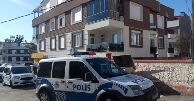 Eski Karısını ve Kızını Öldürdü 
