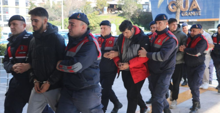 Antalya'da Dolandırıcılık Operasyonu: 6 Zanlı Tutuklandı