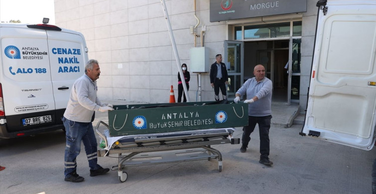 Antalya'da Düzensiz Göçmen Faciası: 14 Kişi Hayatını Kaybetti