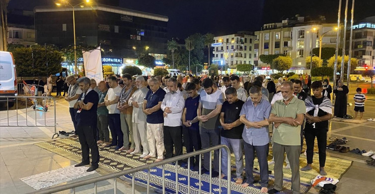 Antalya'da Gazze Protestosu: Gazetecilere Duyulan Saygı