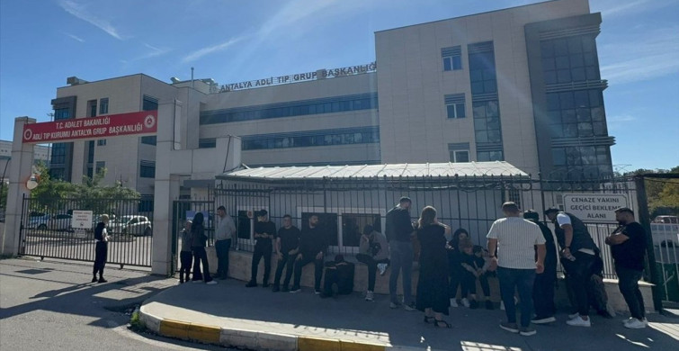 Antalya'da Güvenlik Görevlisinin Ölümlerine Neden Olan Bıçaklı Saldırı